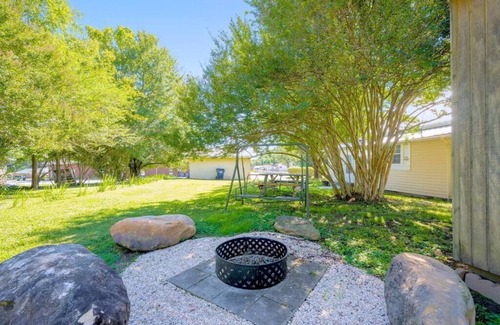 Soddy-Daisy House | 1 Min to Soddy Lake! ★ Big Soddy Creek Gulf 3 Min