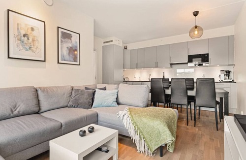 Arstad Apartment | 1 minute to tram! Newly built w/balcony & 3 beds