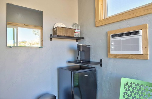 Aguanga Cabin | 10 Acres Near Wineries: Pool, View, Dog-friendly, BBQ - Orange Cabin by Ranch Life Getaway