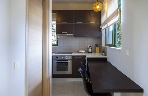 Spanokhorion Apartment | -10% At Modern Sophia Maisonette with Pool & SeaView For Bookings In Ealy July