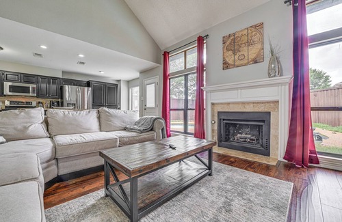 North Central Carrollton House | 10 Mi to Lake Lewisville: Carrollton Home w/Pool