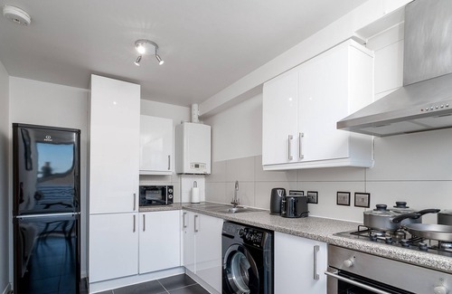 Tollington Apartment | 10 Mins To Tube To Central London, Emirates Stadium, Hospital & University