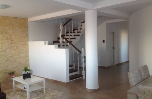 Nord-Est House | 10 minutes away from A.I.Cuza University-Townhouse