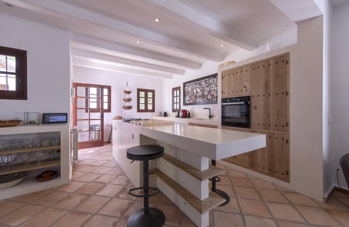 Santa Gertrudis House | 10 persons holiday home with meditation garden, children's playground and 11,50m pool