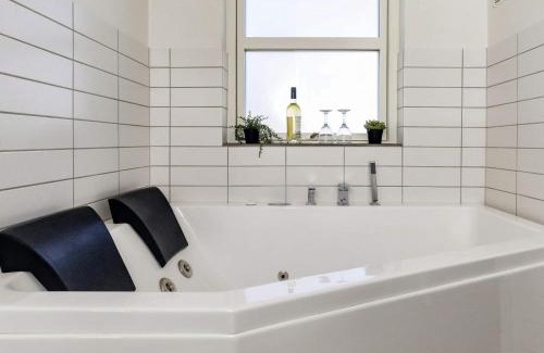 Nr. Lyngby House | 10 person holiday home in Løkken