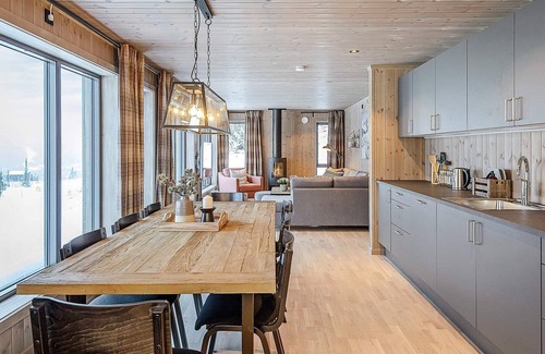 Skeikampen House | 10 person holiday home in Fåvang