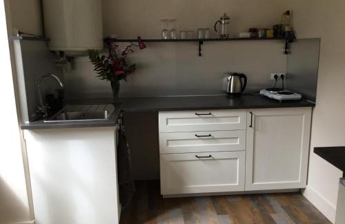 Rochefort-en-Terre Apartment | 10 Porte Cadre