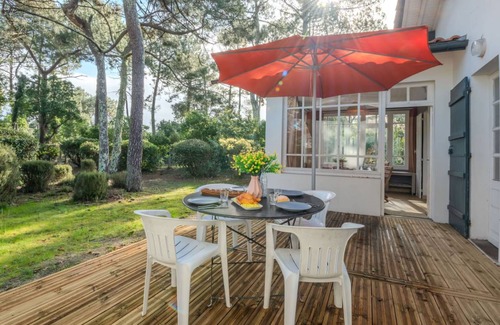 Mimizan Other | 100 m² Accommodation ∙ 3 bedrooms ∙ 6 guests