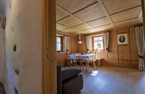 Laion Apartment | 100 m² Apartment ∙ 2 bedrooms ∙ 4 guests