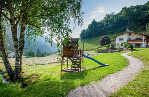 Laion Apartment | 100 m² Apartment ∙ 2 bedrooms ∙ 4 guests