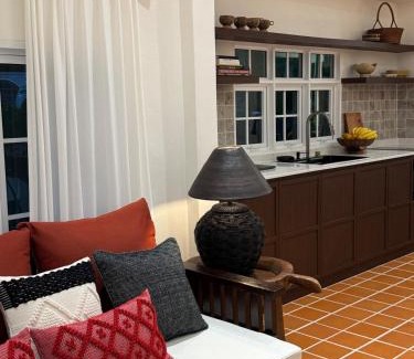 Lat Krabang House | 10mins to BKK airport 3BR Group Stay