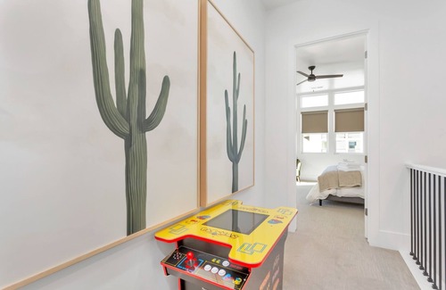 Bloomington House | 11 At Bloomington Country Club 4 Bedroom Townhouse by RedAwning