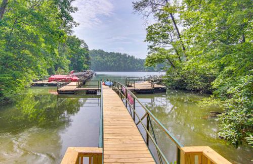 Mill Spring House | 11 Mi to Chimney Rock! All-Season Family Escape