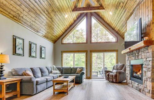 Mill Spring House | 11 Mi to Chimney Rock! All-Season Family Escape