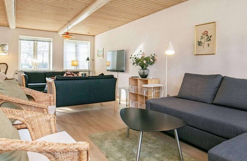 Ærø Municipality House | 11 person holiday home in Ærøskøbing
