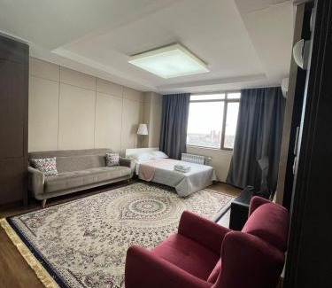 Almaty District Apartment | 12эт Luxury Апартаменты рядом посольство США с 2мя кроватями,раскладным диваном и 2мя санузлами в Хайвилле с шикарным видом на Мечеть