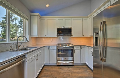 Doubleheader House | 12 Mi to Red Rocks: Morrison Home w/Deck