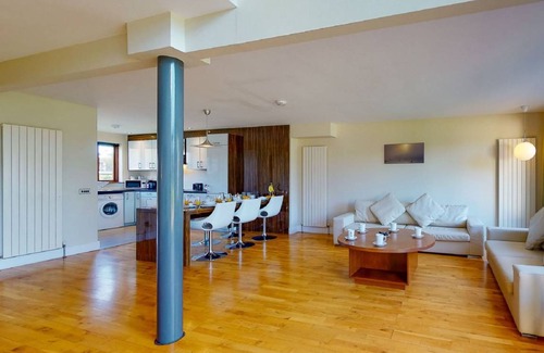 Castlemartyr House | 120 m² House ∙ 2 bedrooms ∙ 4 guests