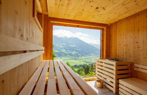 Fuegenberg Apartment | 125 m² Apartment ∙ 5 bedrooms ∙ 11 guests