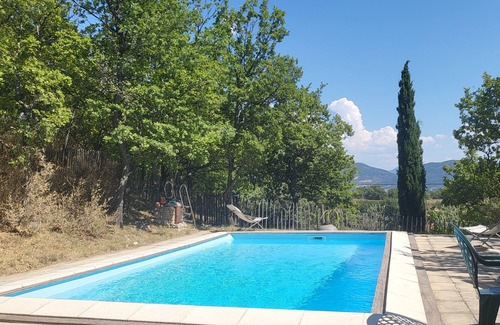 Le Poet-Sigillat Other | 12th-century chapel, a haven of peace in the heart of the Drôme Provençale.