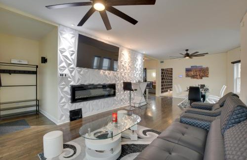 Maywood House | 13 Mi to Dtwn Chicago Maywood Home with Fireplace