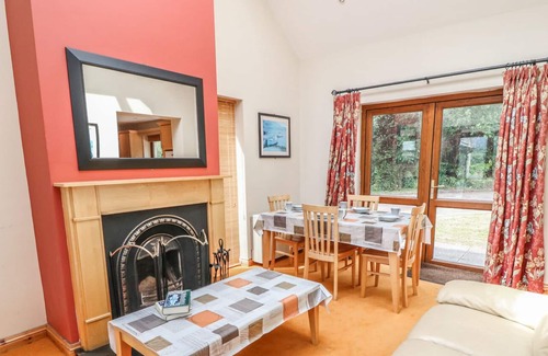 Sneem House | 13 SNEEM LEISURE VILLAGE, family friendly in Sneem, County Kerry