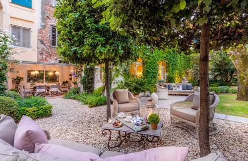 Lucca Historical Center Apartment | 135 m² Apartment ∙ 2 bedrooms ∙ 4 guests
