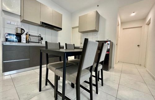 Kampung Sungai Nibong Apartment | 13A5TheSun#BayanLepas#QueensbayMall#CozyHomestay