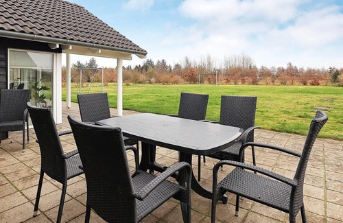 Sundstrup House | 14 person holiday home in Højslev