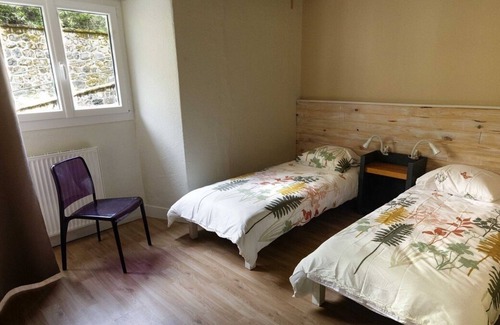 Le Monastier-sur-Gazeille Apartment | 140 m² by the river, quiet and nature at Monastier sur Gazeille