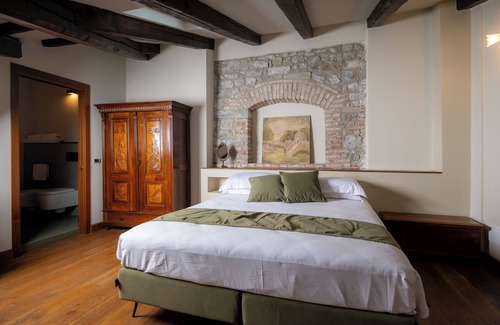 Cividale del Friuli House | 1448 Antica Dimora Al Merlo Bianco