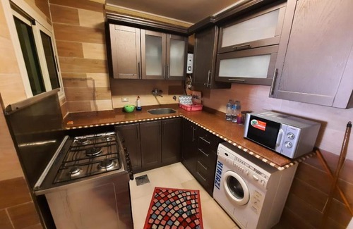 Al-Muntazah Apartment | 149 شارع خالد ابن الوليد بجوار فندق الهيلتون