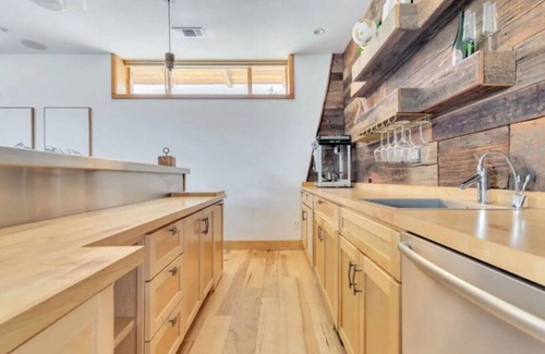 Paso Robles House | 15 Acre Luxury Estate | VIP Experience