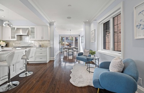 East York House | 15 Min to Downtown | Games Room | Private Parking | Private Backyard