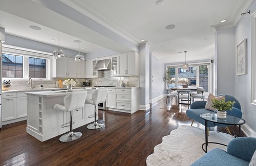 East York House | 15 Min to Downtown | Games Room | Private Parking | Private Backyard