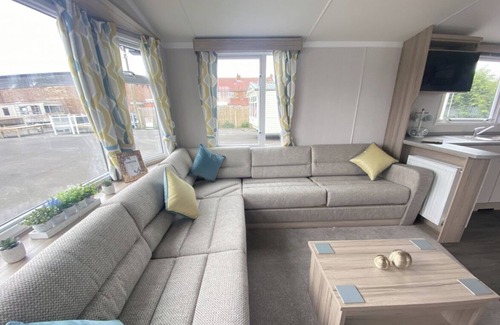 Dunbar Cabin | 15 Willow Wynd Thurston Manor