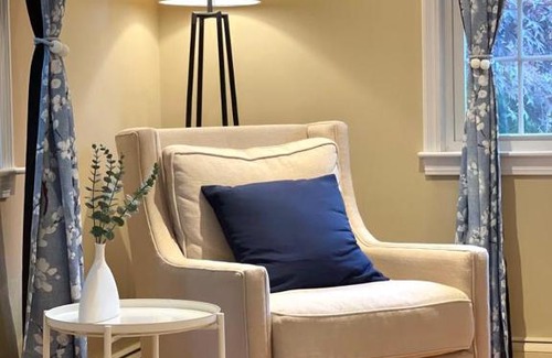 The Lanes House | #16 Extra Large Room with Private Bathroom