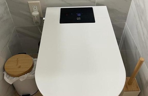 The Lanes House | #16 Extra Large Room with Private Bathroom