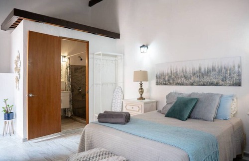 San Francisco Apartment | 16 Guest Spanish Building In Old San Juan