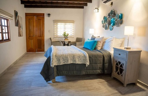 San Francisco Apartment | 16 Guest Spanish Building In Old San Juan