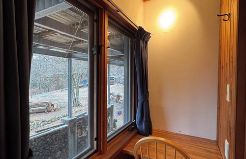 Fujikawaguchiko Cottage | 162㎡cabin/3min walk Lake Saiko/remote work/BBQ/5min drive Kawaguchi Lake/Mt.Fuji