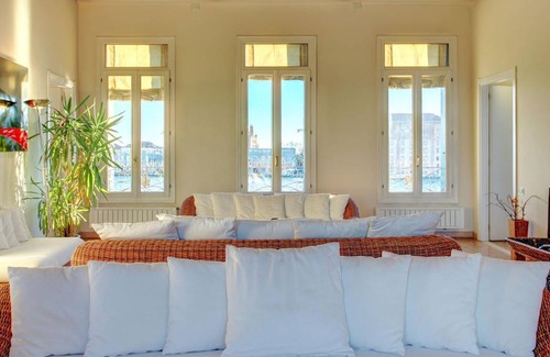 Dorsoduro Apartment | 170 m² Apartment ∙ 2 bedrooms ∙ 4 guests