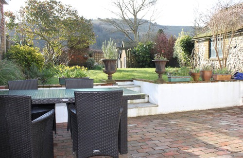 Clayton Cottage | 17th Century 3 bedroom Cottage in the South Downs Way National Park with garden