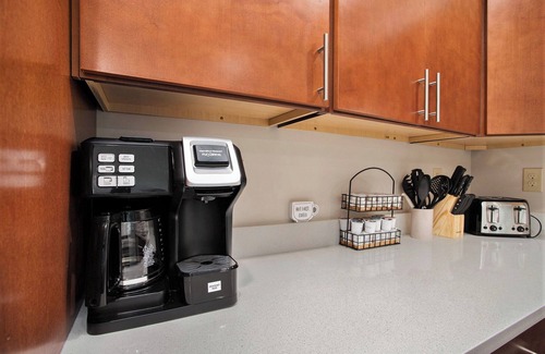 Berrien Springs House | 18 acres | Arcades | Heated Pool | Hot Tub | Pond