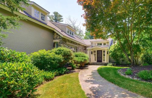 Weston Apartment | 18 Mi to Boston - Stylish Unit in Upscale Enclave!