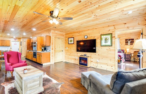 Beattyville Apartment | 18 Mi to Red River Gorge: Beattyville Retreat
