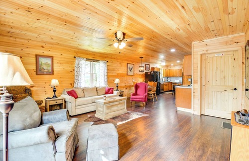 Beattyville Apartment | 18 Mi to Red River Gorge: Beattyville Retreat