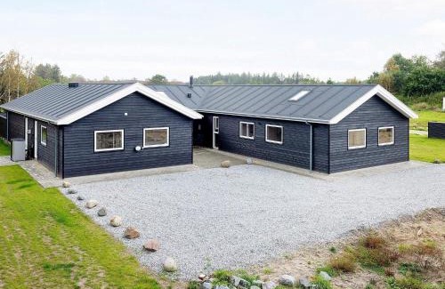 Aalbaek House | 18 person holiday home in Ålbæk