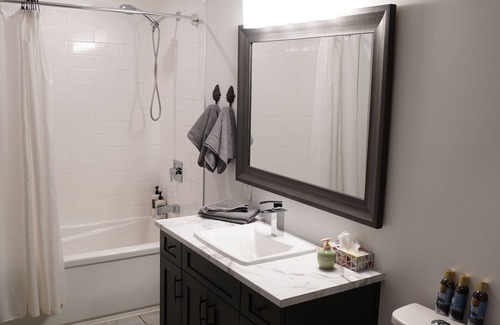 Kent Bed & Breakfast | 1Bed & Bath by Sasquatch Mtn & HHS (Pet Friendly)