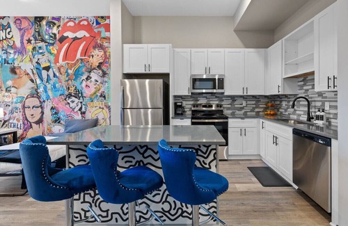 South Nashville Apartment | 1BR - 8Min to Honky-Tonks, Sleeps 4!